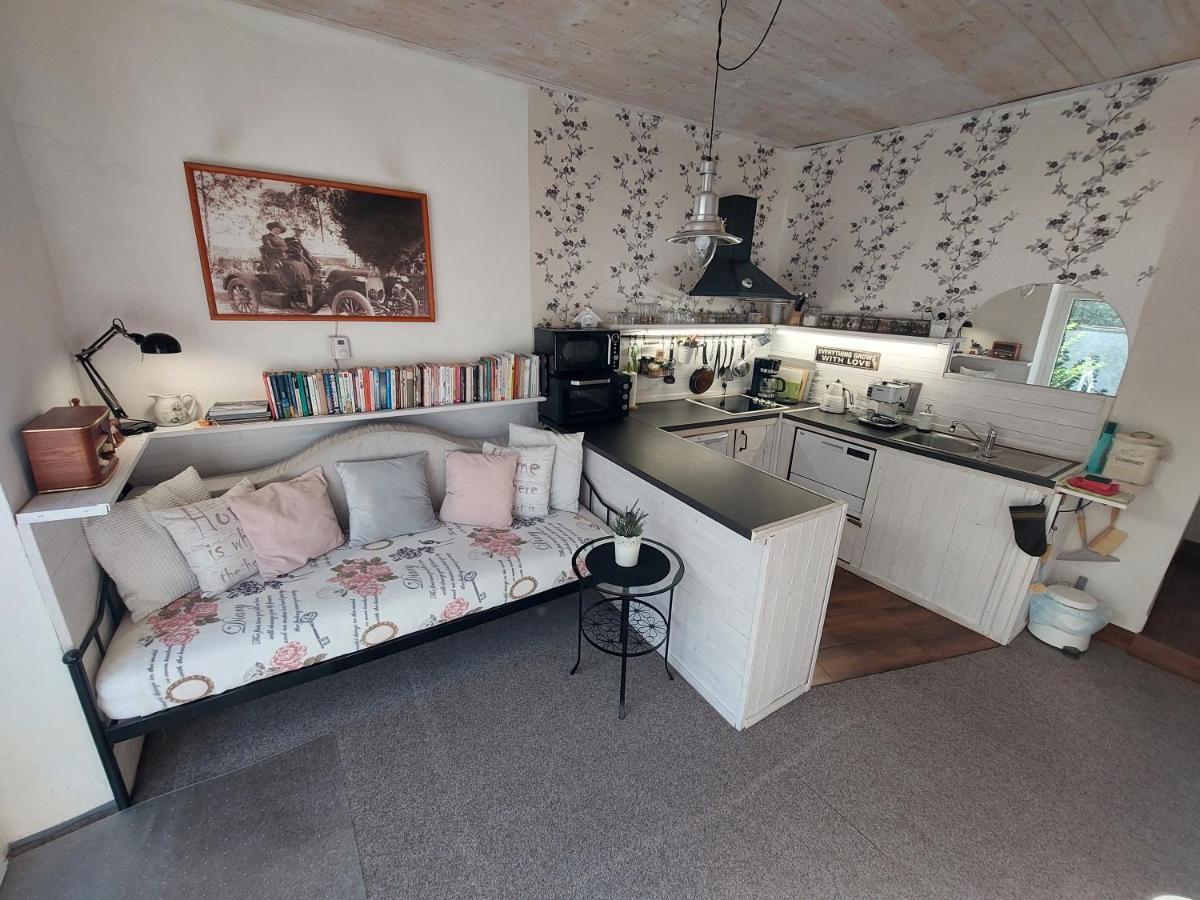 Apartman Aromasalon Trebic Exterior photo